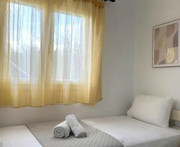 Apartamento Barewake 's Place Charming Retreat - Calm Escape